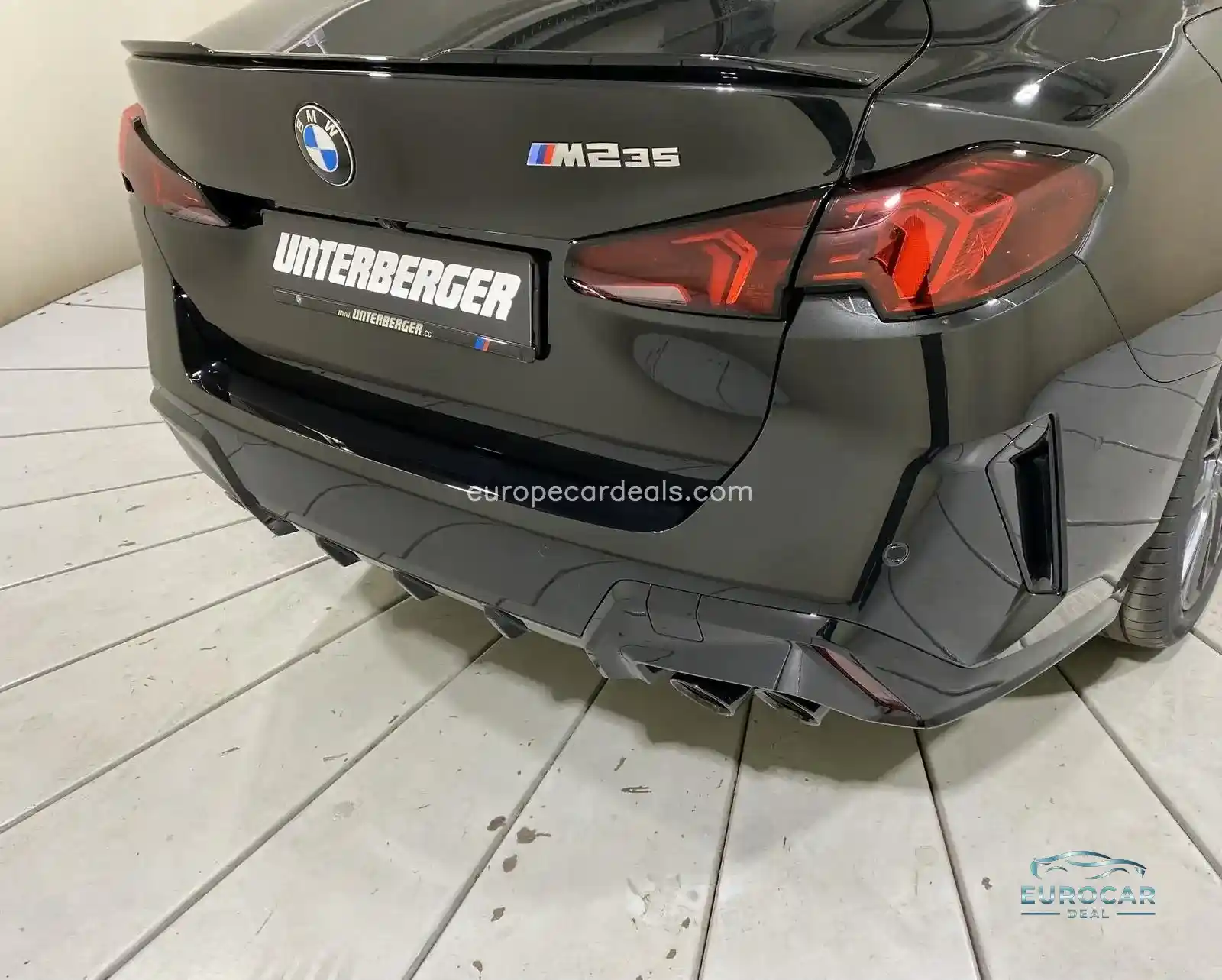 BMW M235