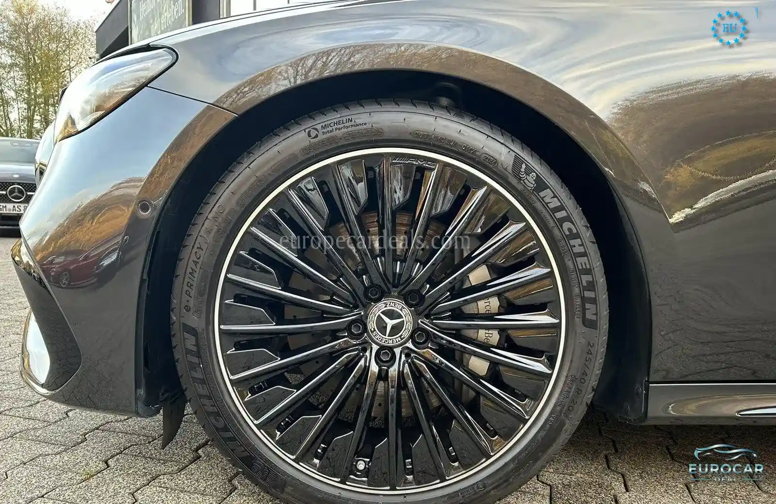 Mercedes-Benz E 300