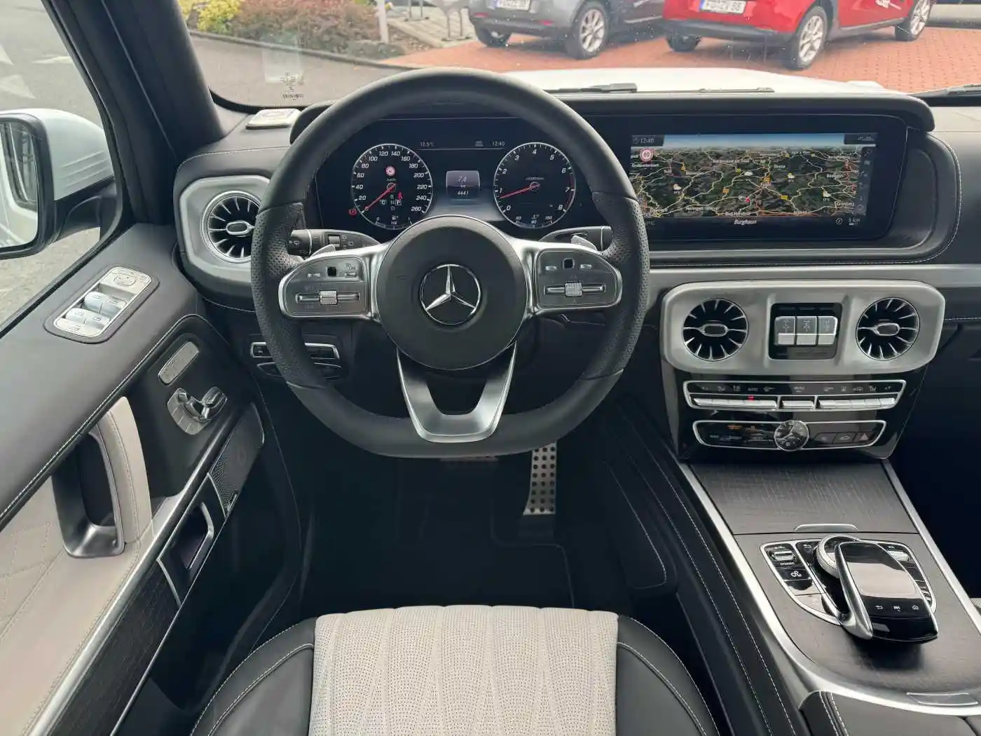 Mercedes-Benz G 500