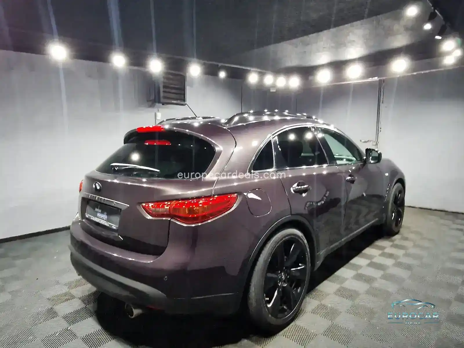 Infiniti QX70