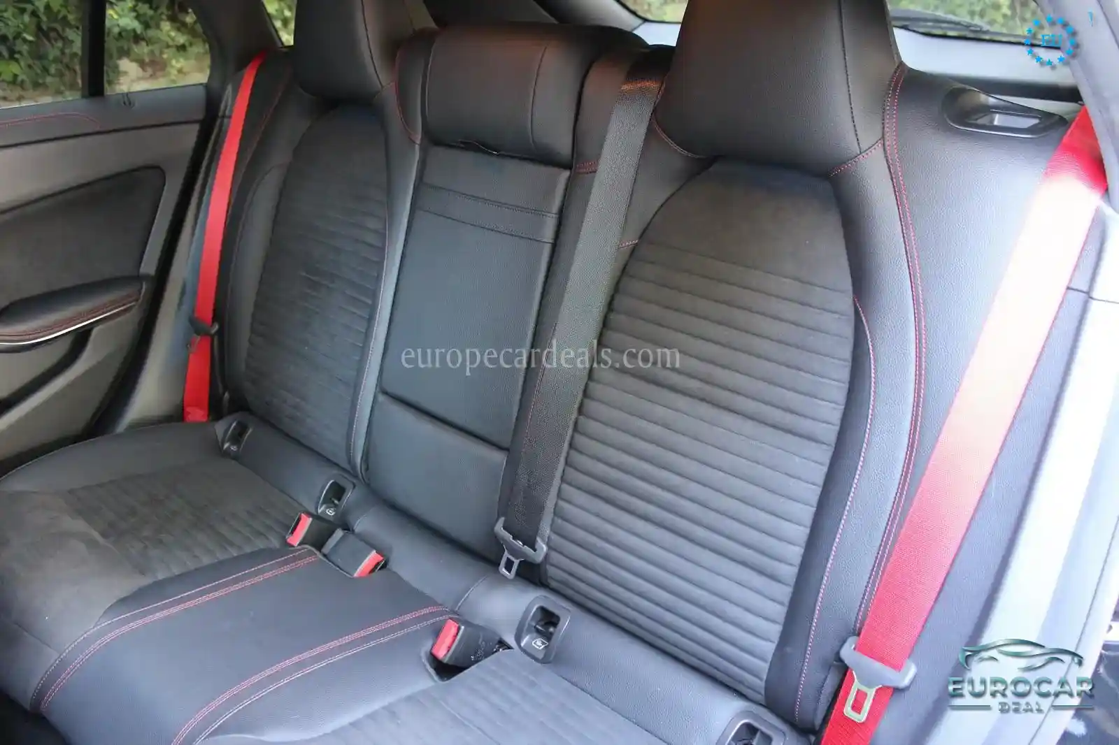 Mercedes-Benz CLA 45 AMG
