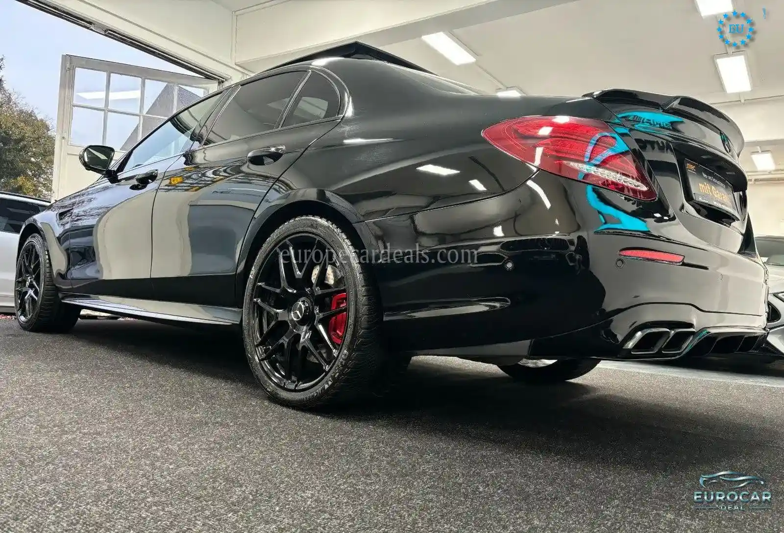 Mercedes-Benz E 63 AMG