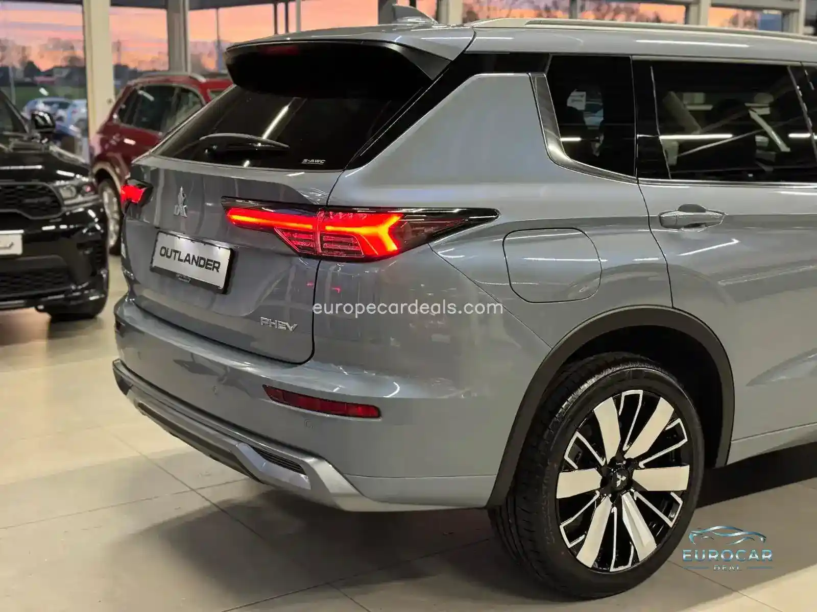 Mitsubishi Plug-in Hybrid Outlander
