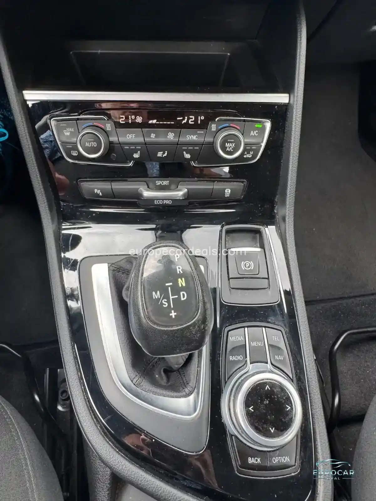 BMW 220