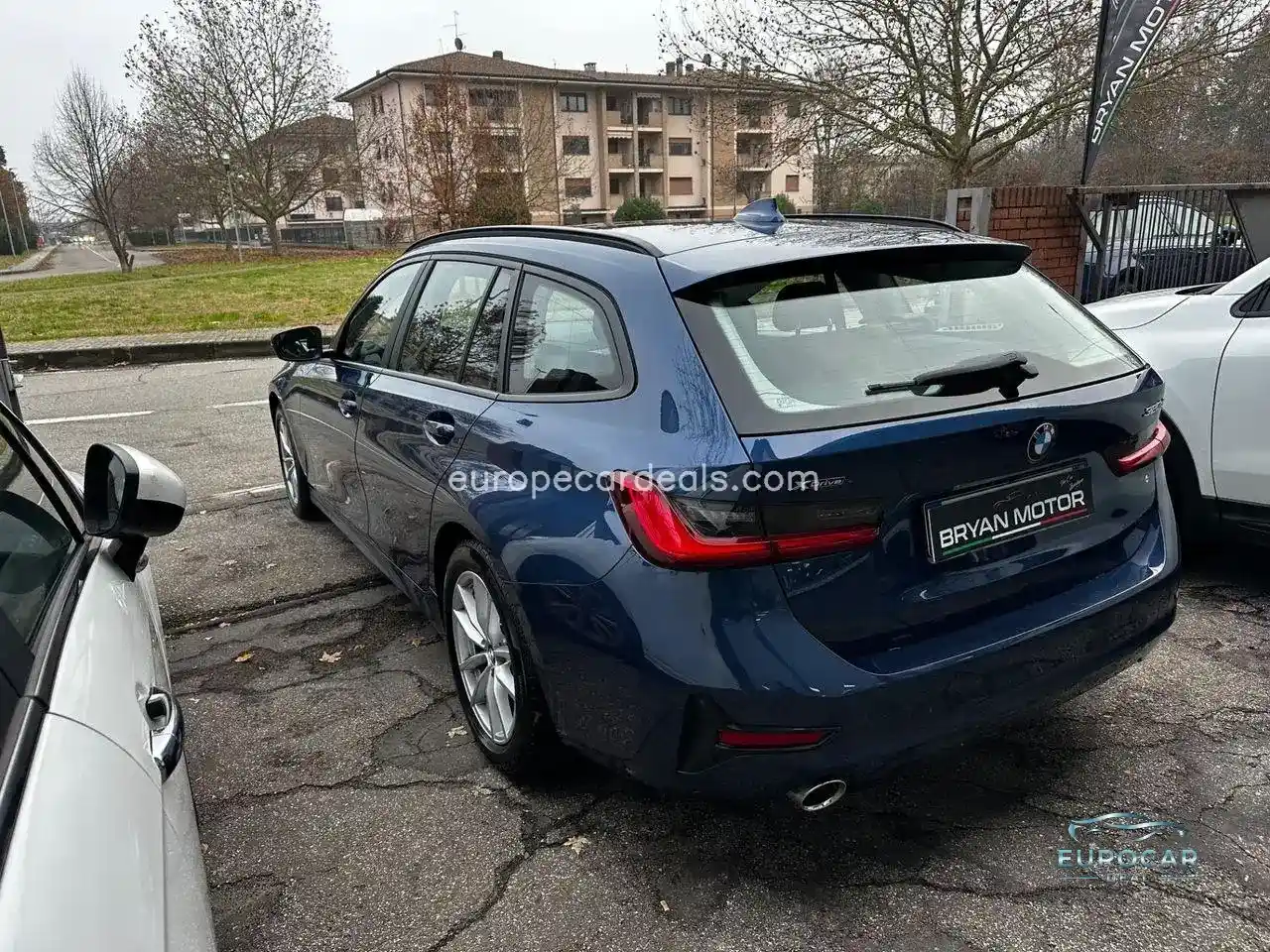 BMW 320