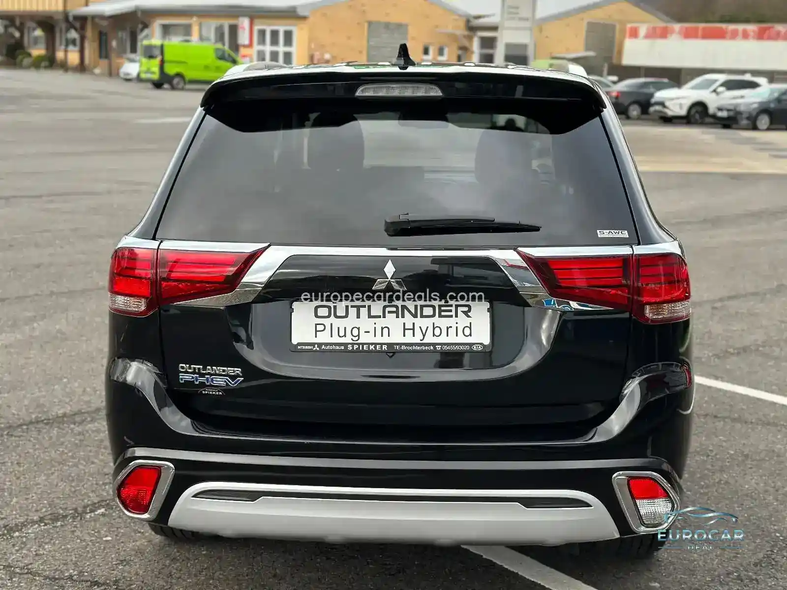 Mitsubishi Plug-in Hybrid Outlander