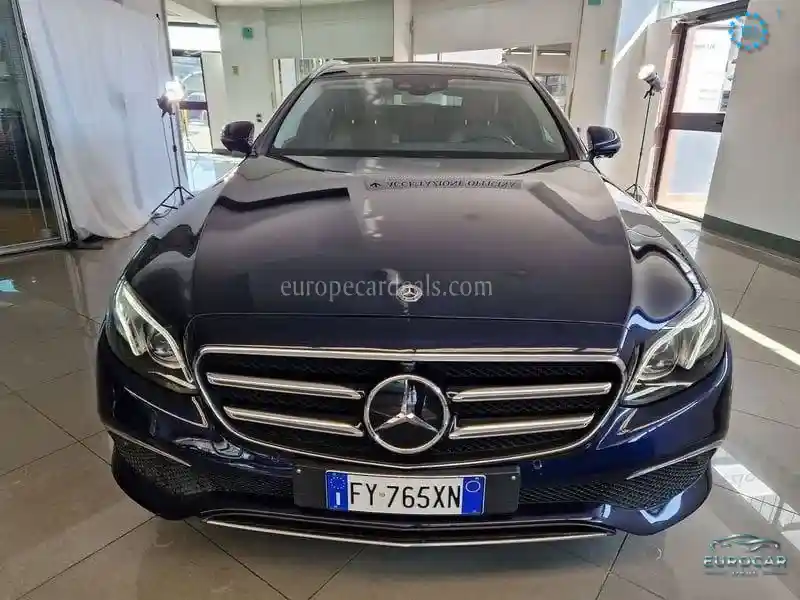 Mercedes-Benz E 300