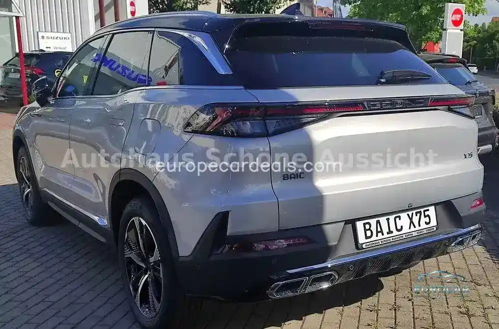 BAIC Beijing X75