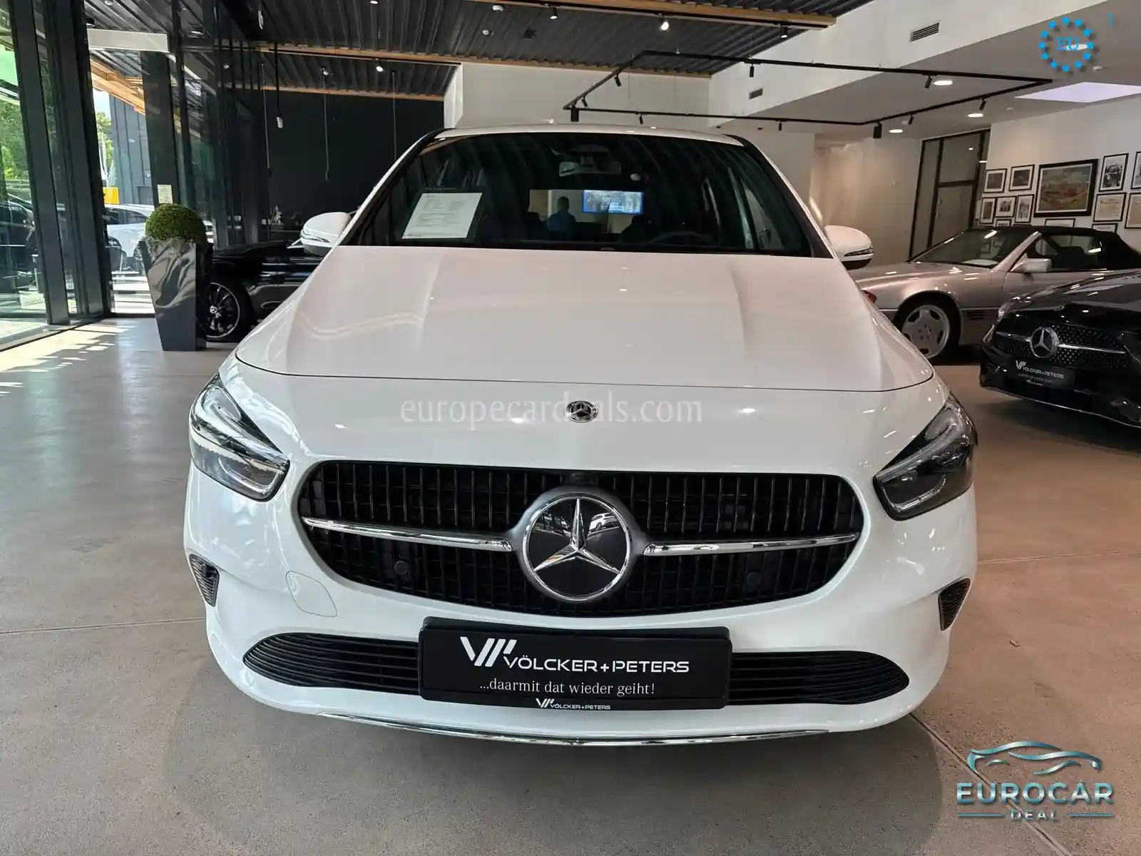 Mercedes-Benz B 180