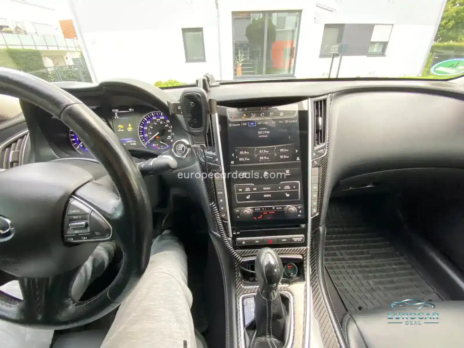 Infiniti Q50