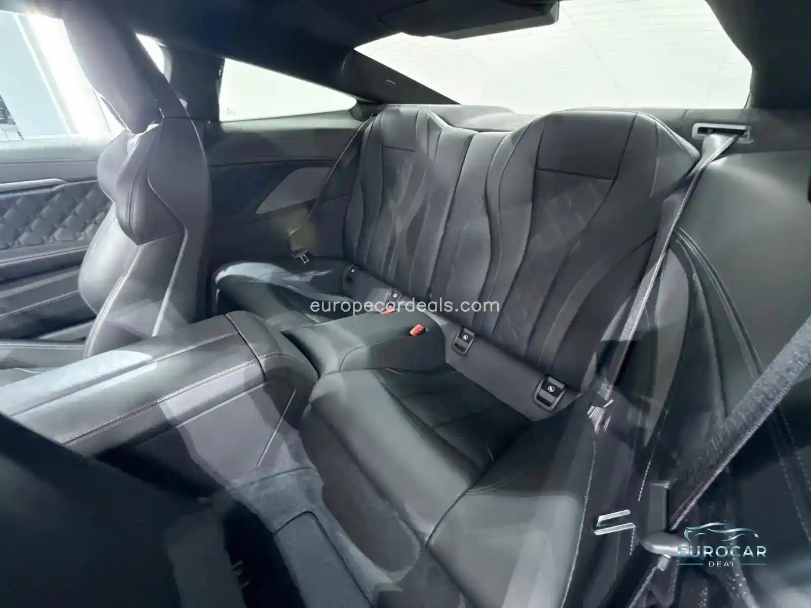 BMW M8