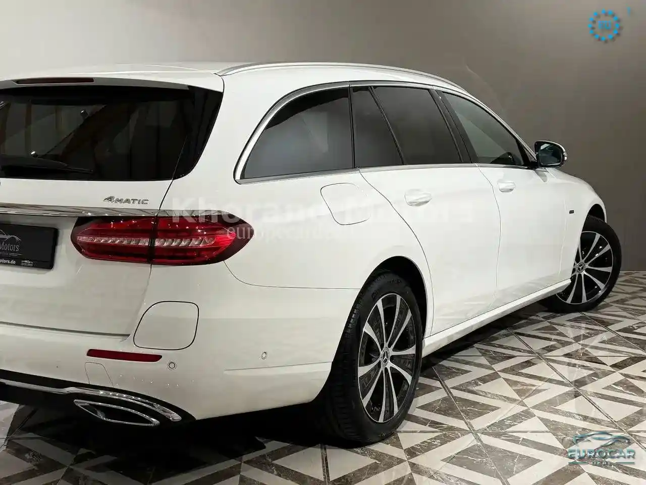 Mercedes-Benz E 300