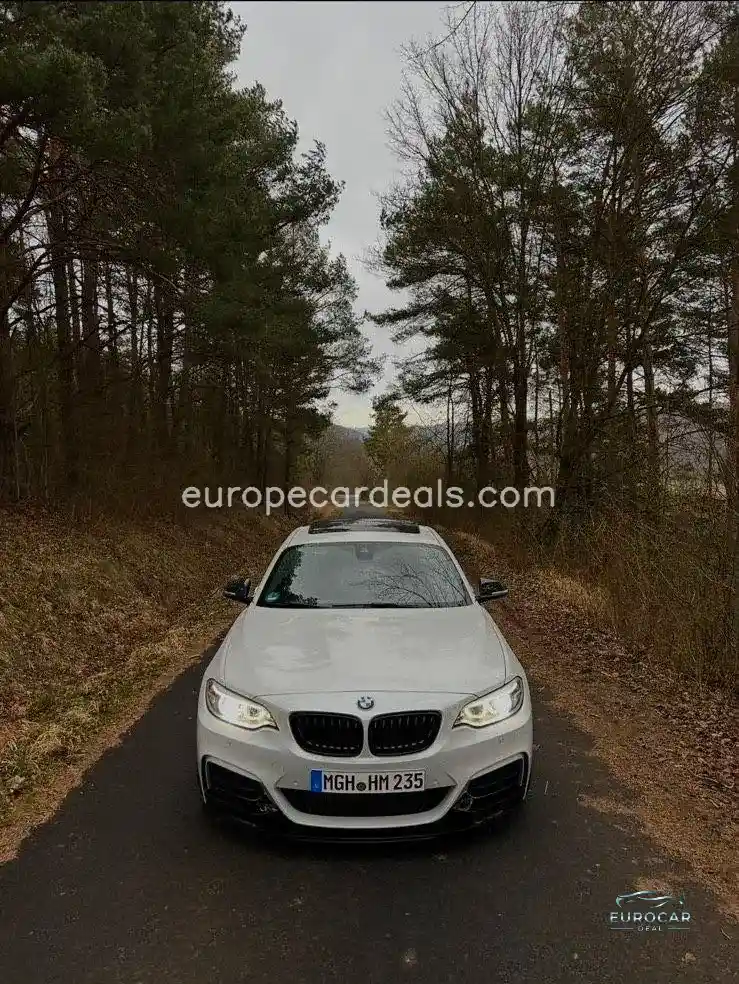 BMW M235