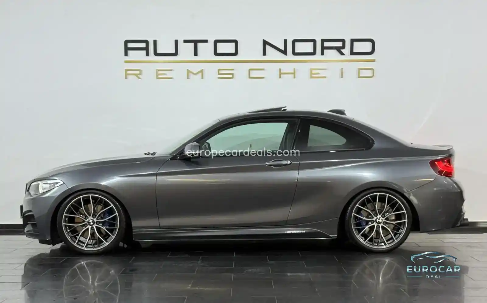 BMW M240i
