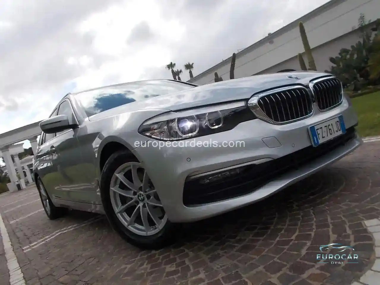 BMW 518