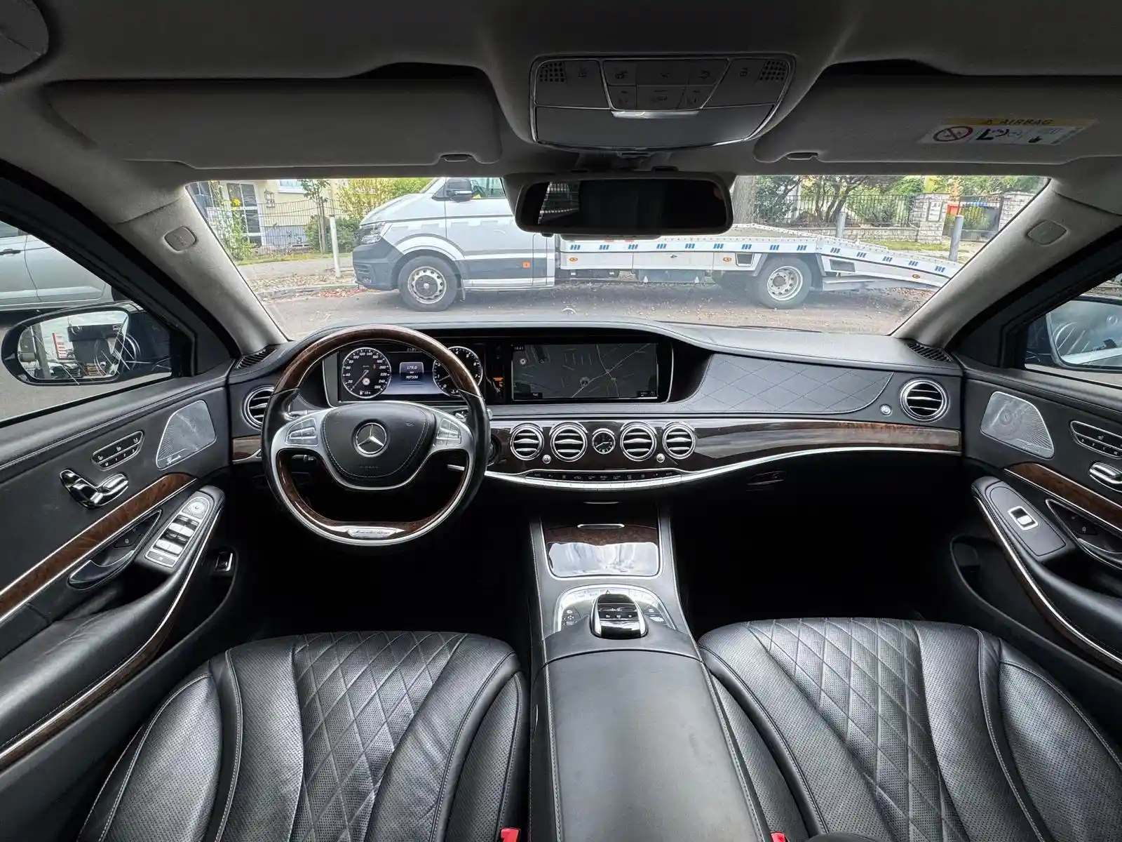 Mercedes-Benz S 600