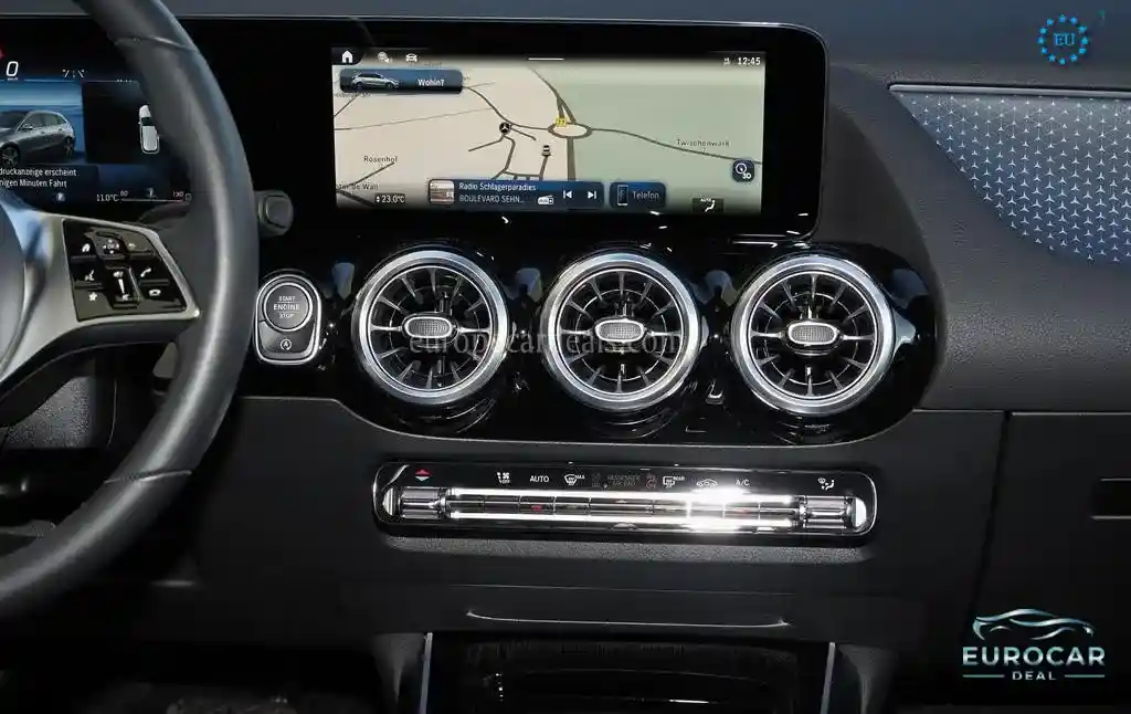 Mercedes-Benz B 200