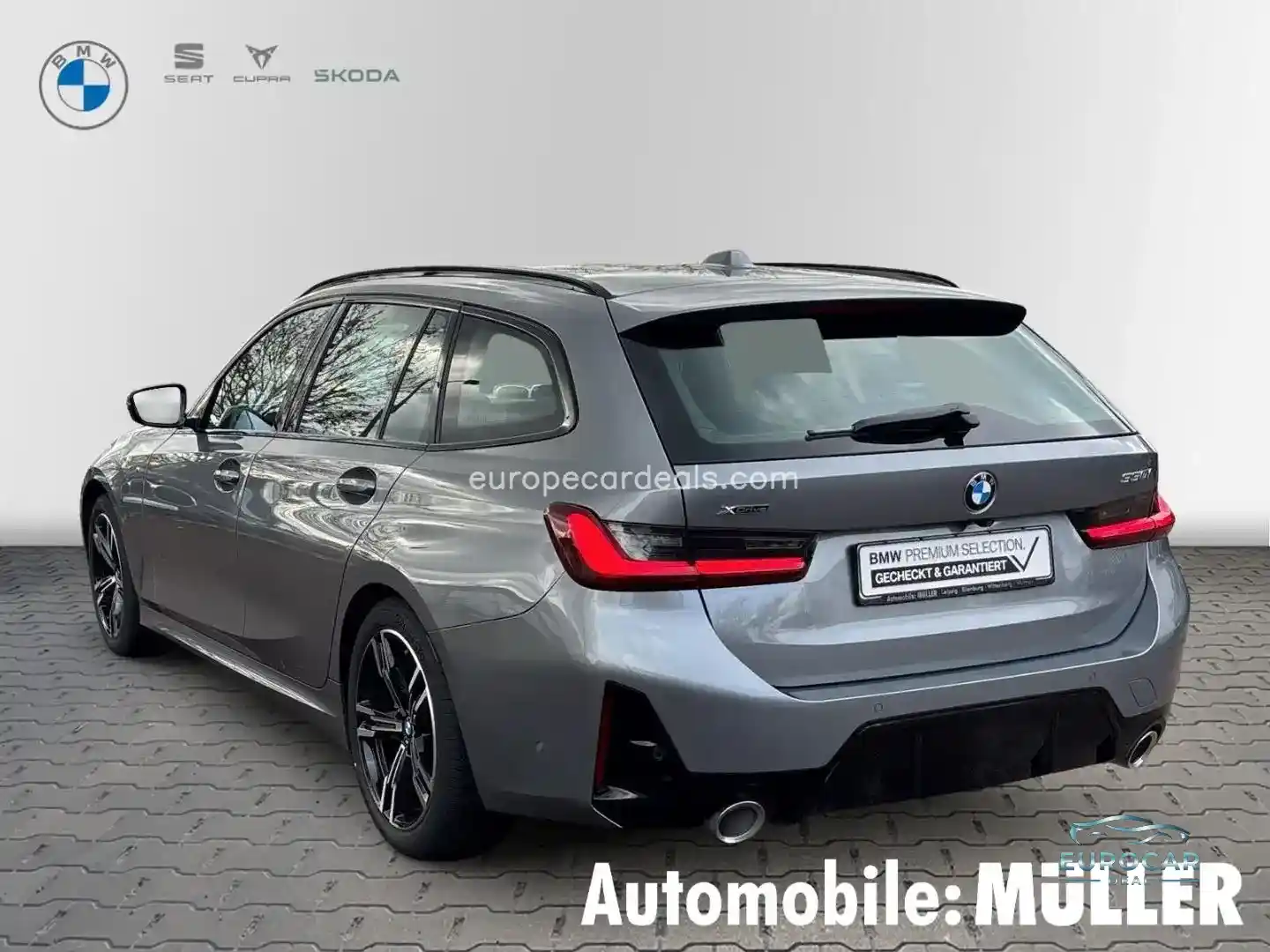 BMW 330