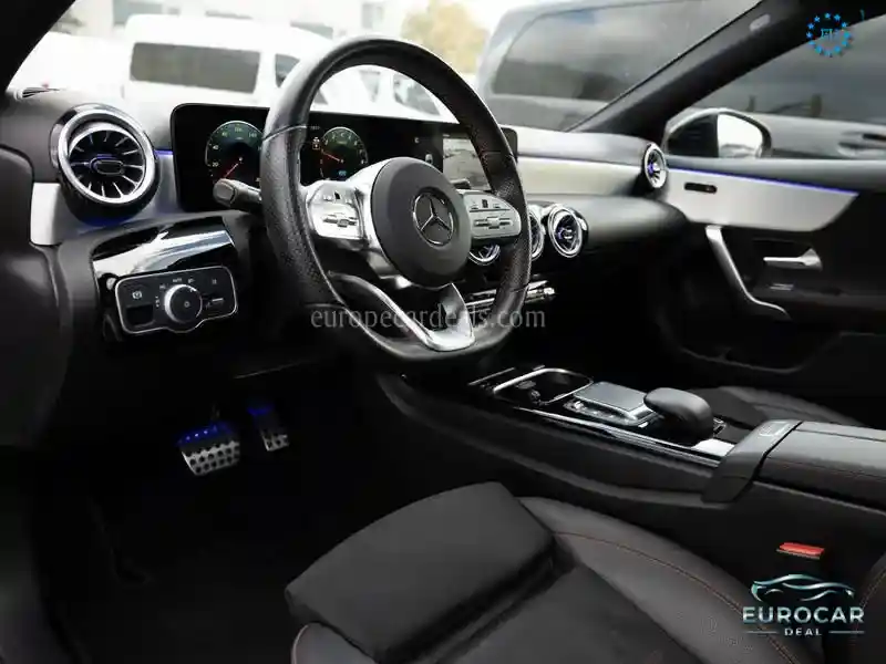 Mercedes-Benz A 250