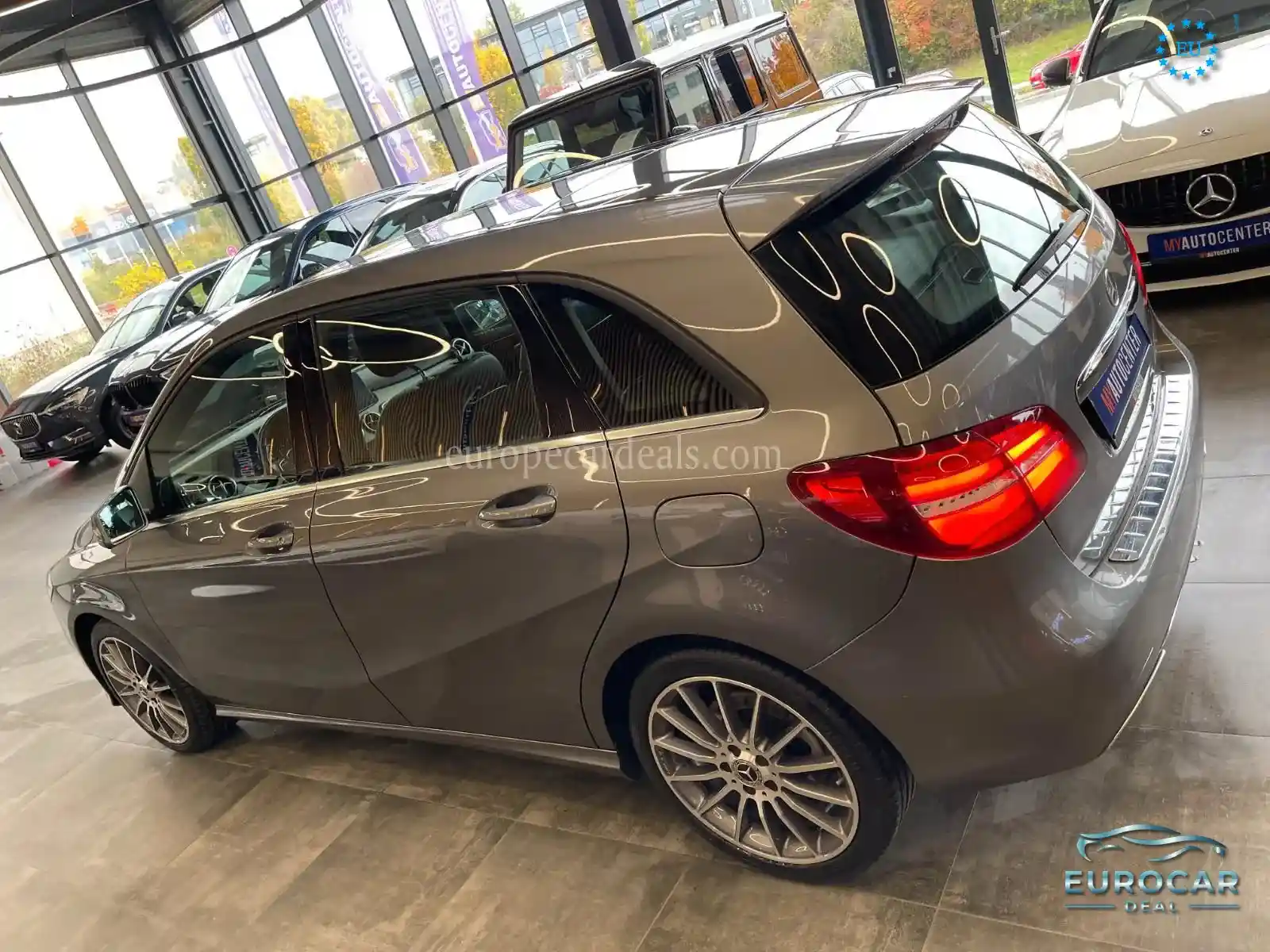 Mercedes-Benz B 220