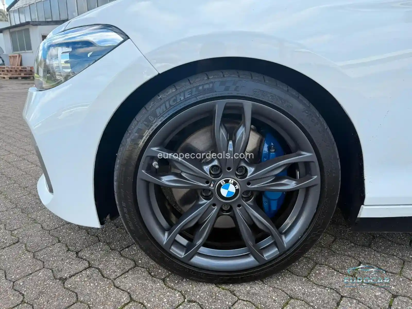 BMW M140i