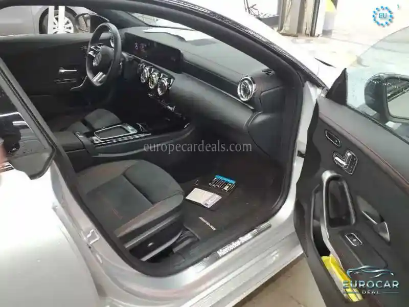 Mercedes-Benz CLA 180 Shooting Brake