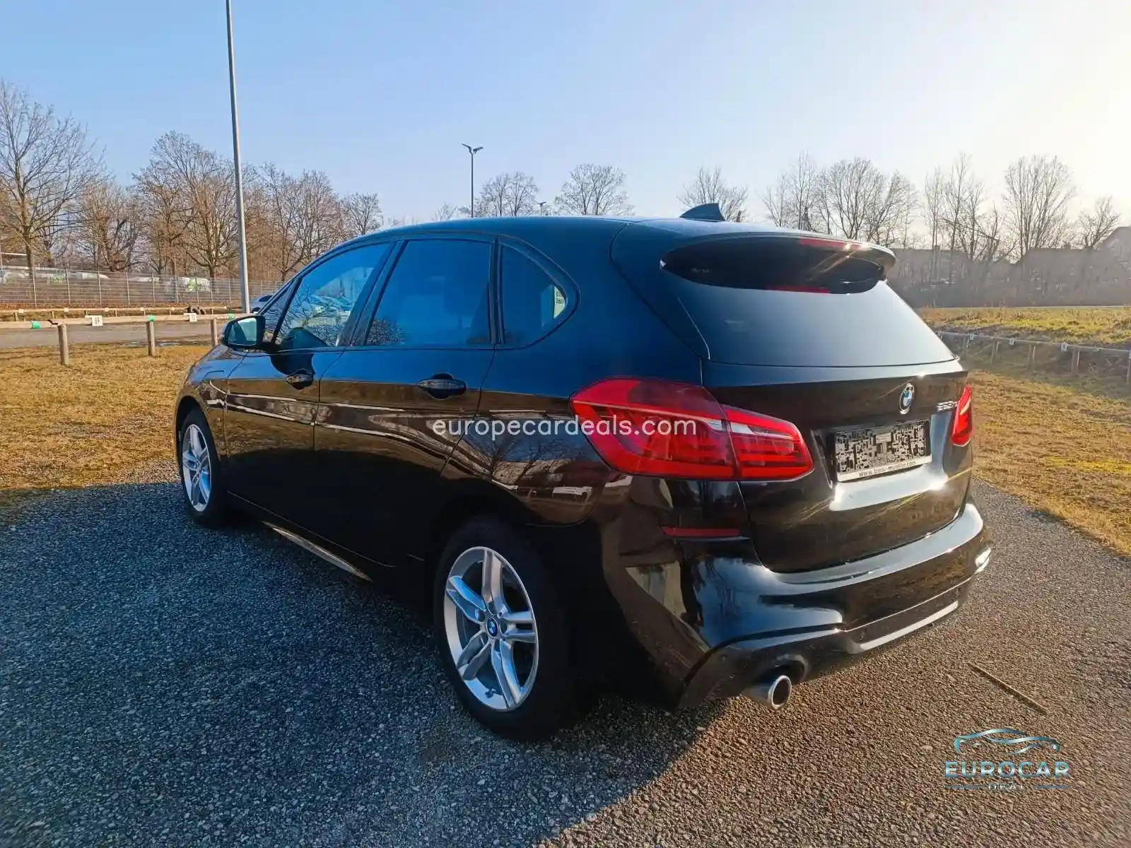 BMW 225