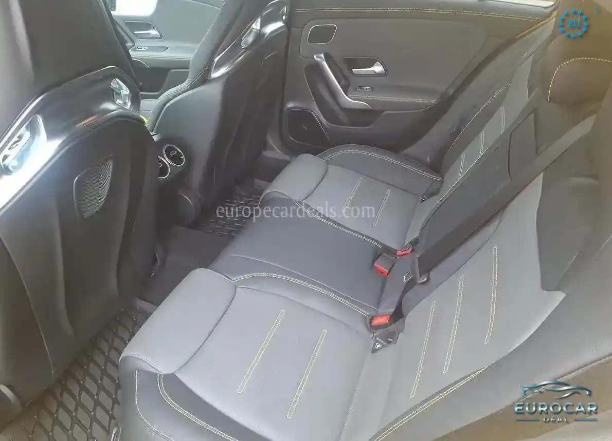 Mercedes-Benz A 45 AMG