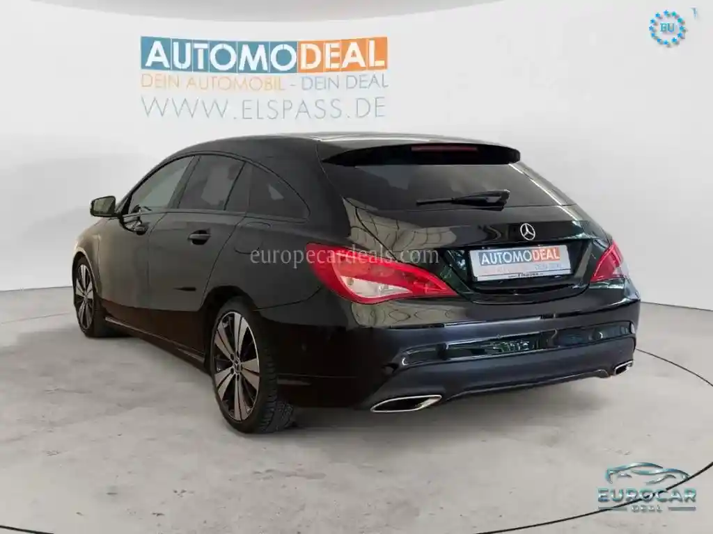 Mercedes-Benz CLA 180 Shooting Brake