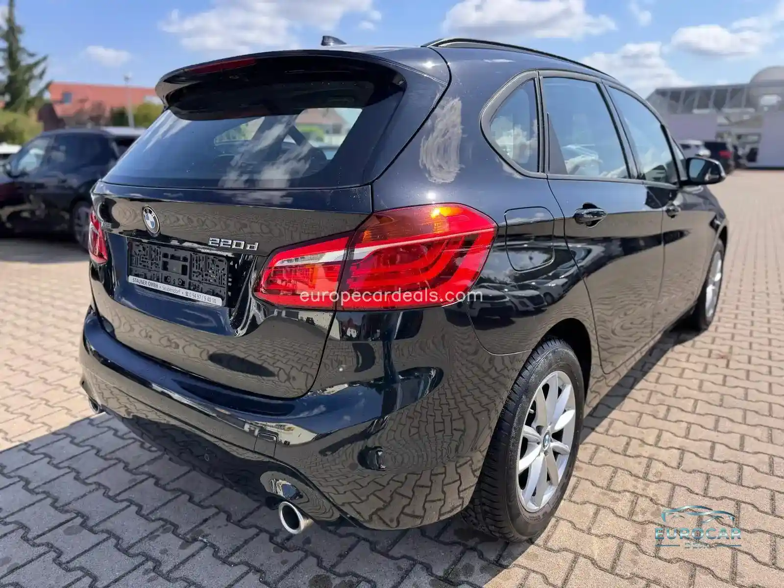 BMW 220