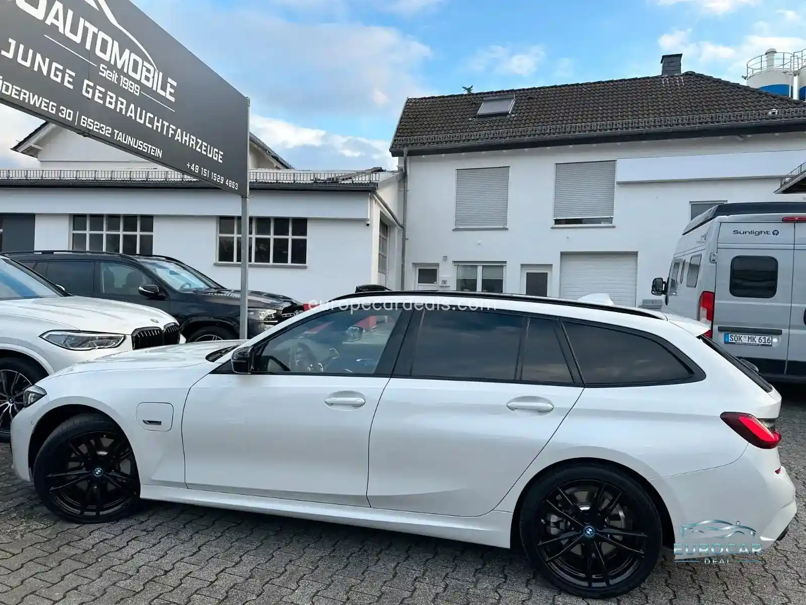BMW 330