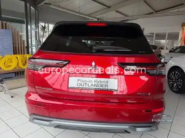 Mitsubishi Plug-in Hybrid Outlander