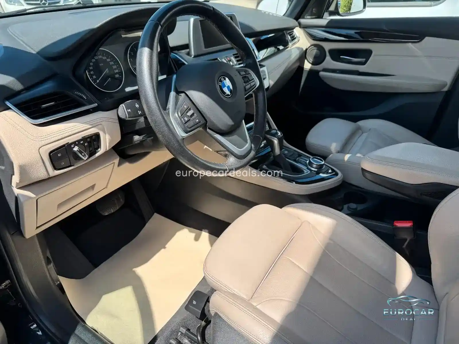 BMW 225