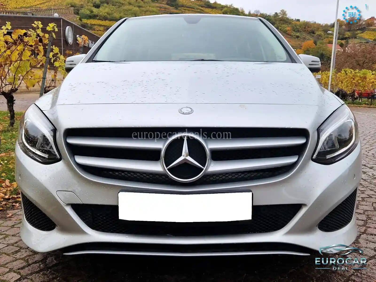 Mercedes-Benz B 180