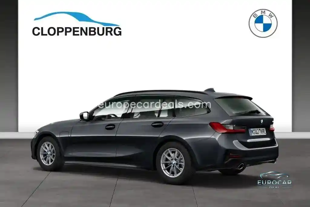BMW 330