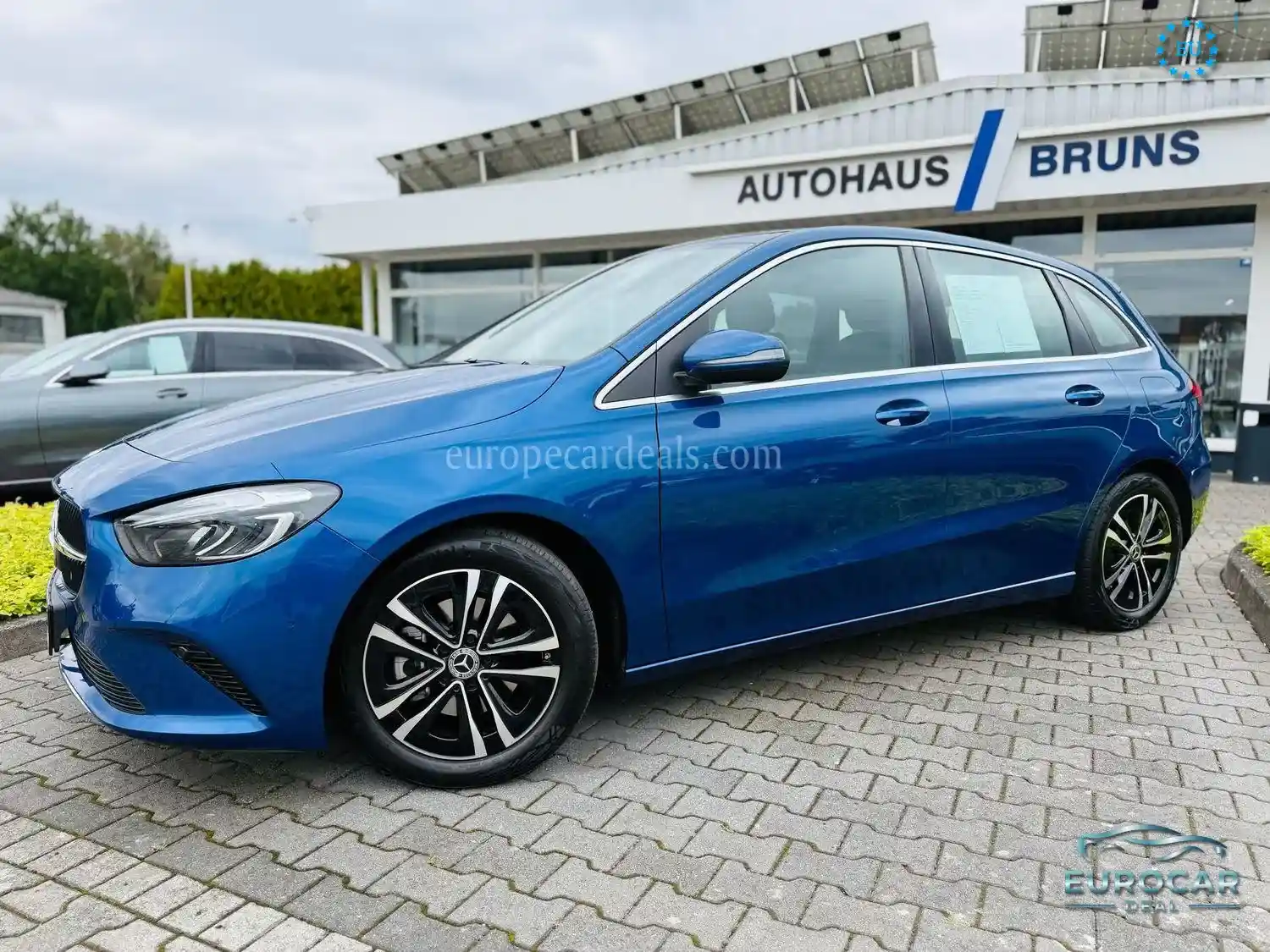 Mercedes-Benz B 200
