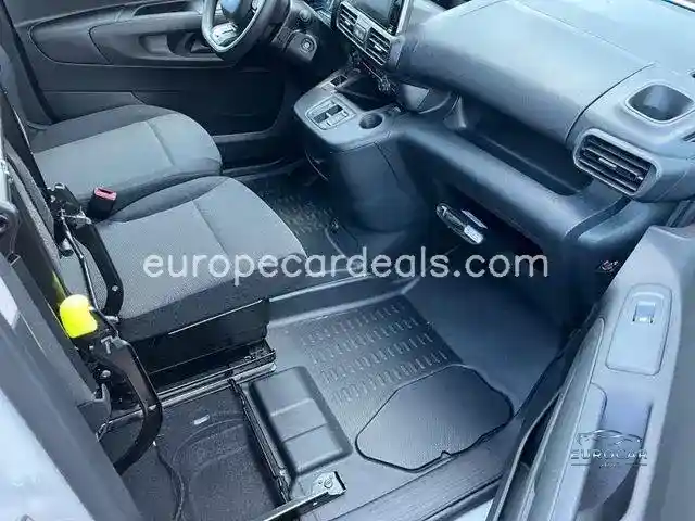 Toyota Proace City