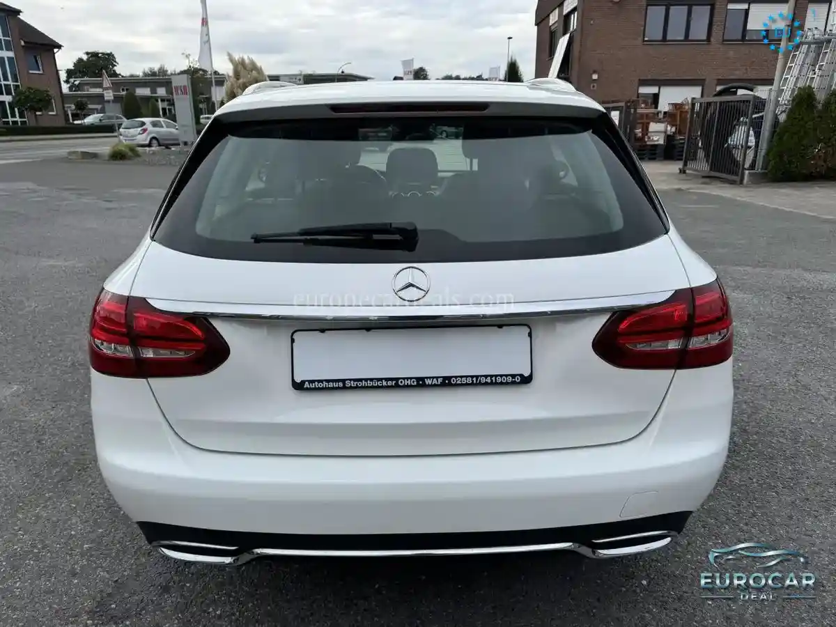 Mercedes-Benz C 180