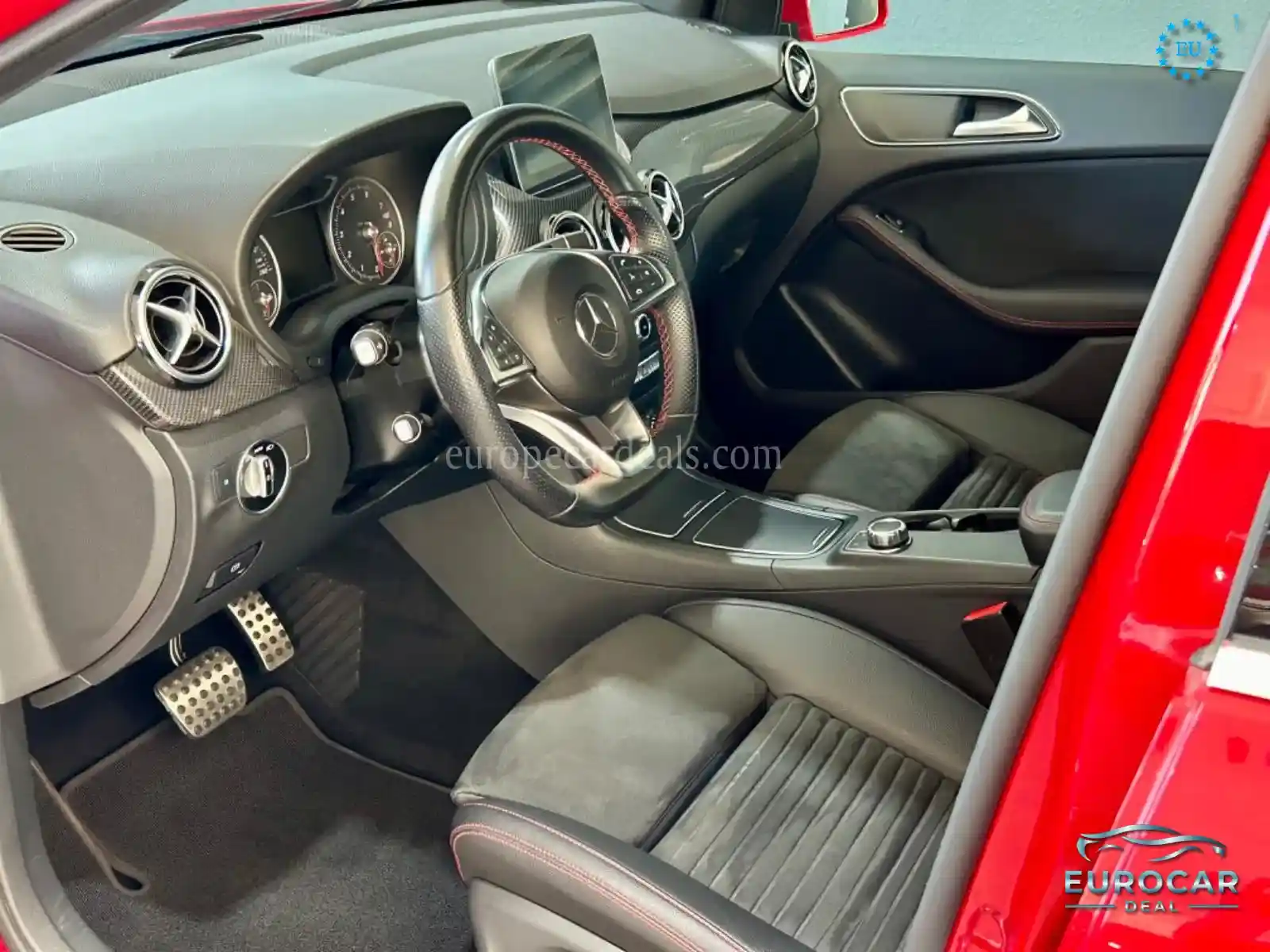 Mercedes-Benz B 180
