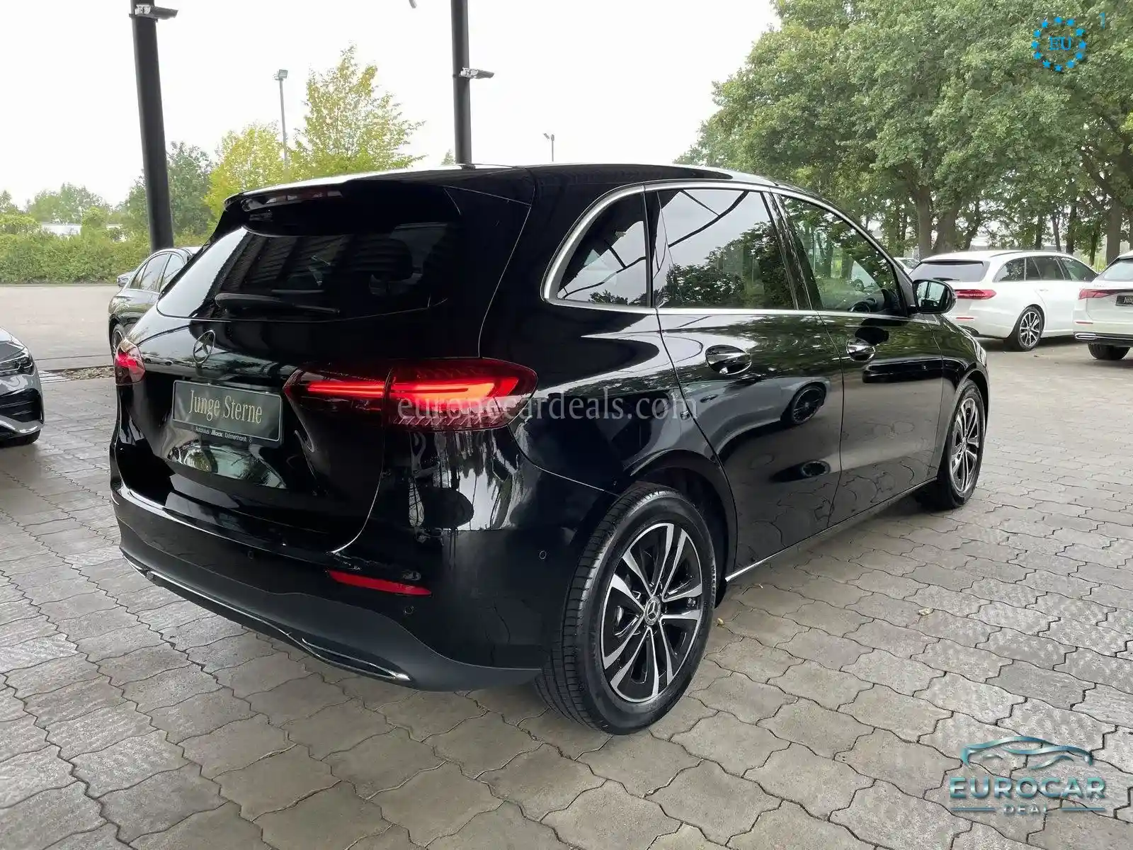 Mercedes-Benz B 220