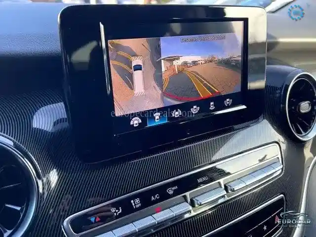Mercedes-Benz V 250