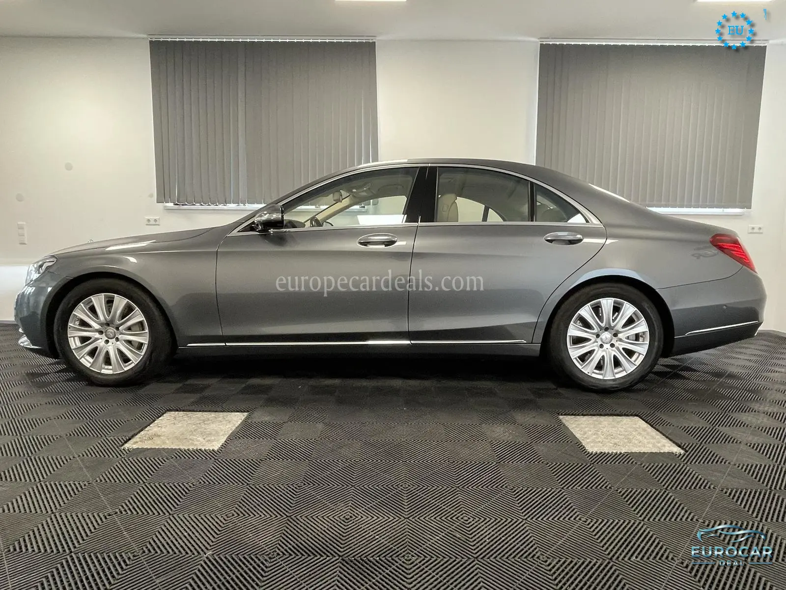 Mercedes-Benz S 500