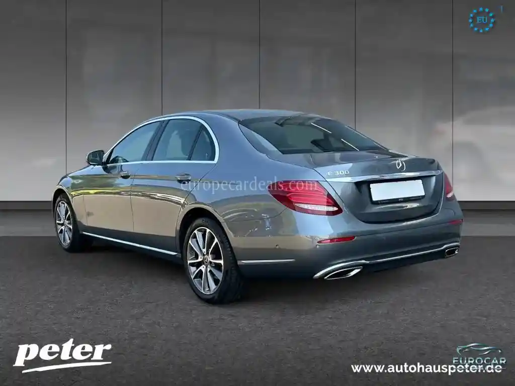 Mercedes-Benz E 300