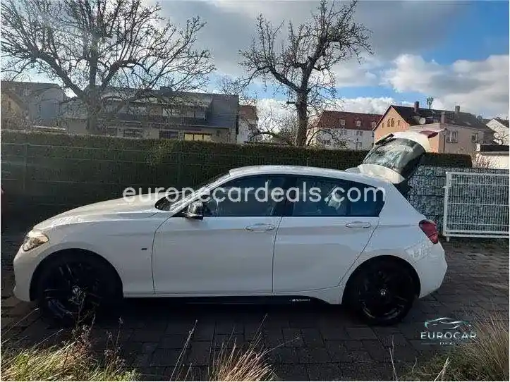 BMW M140i