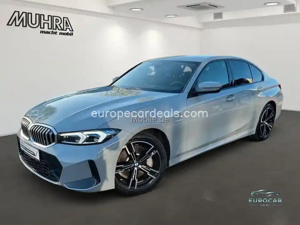 BMW 330