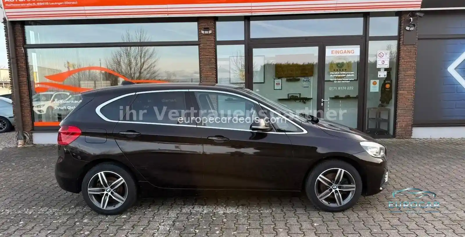 BMW 218