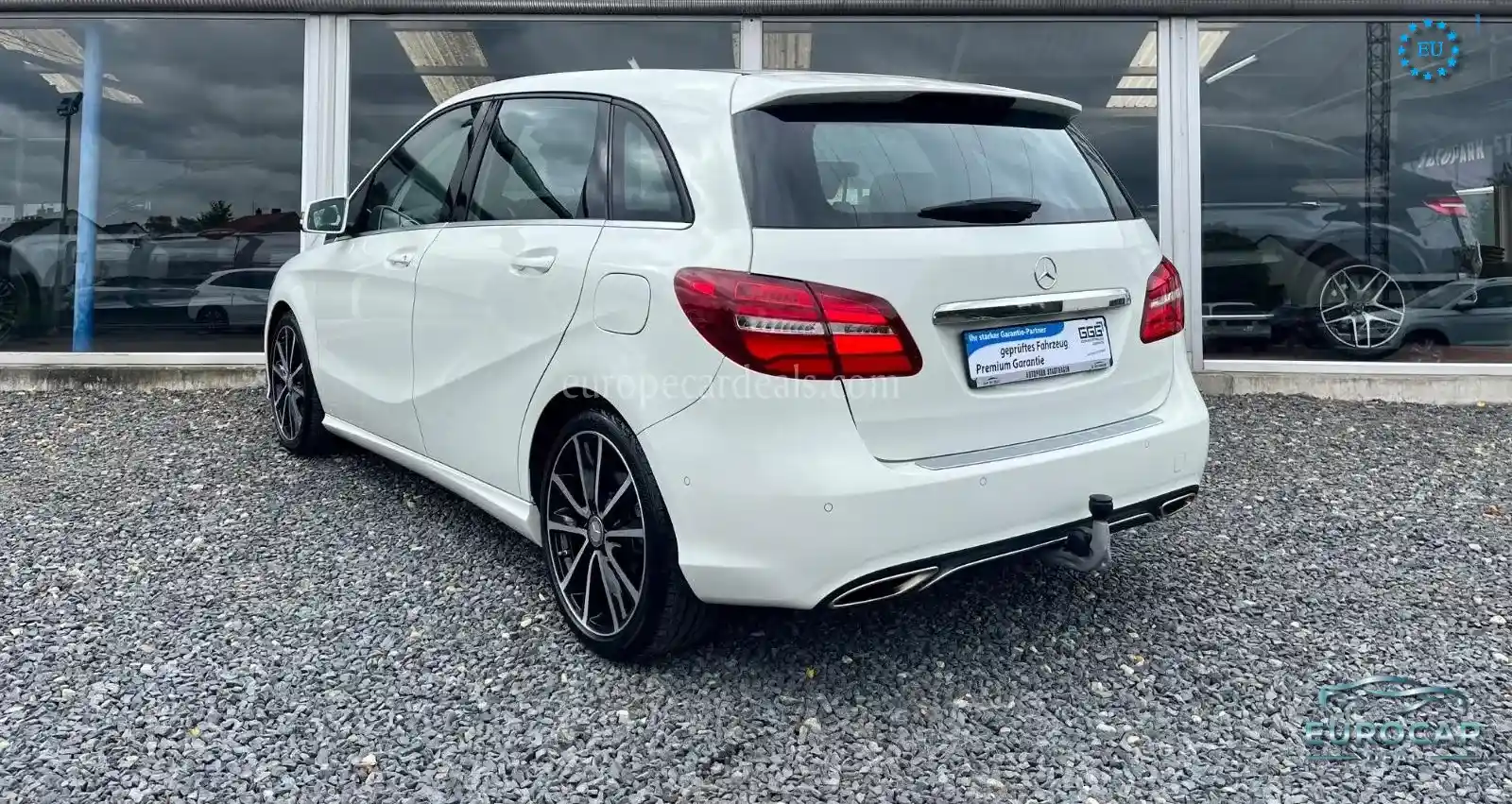 Mercedes-Benz B 180