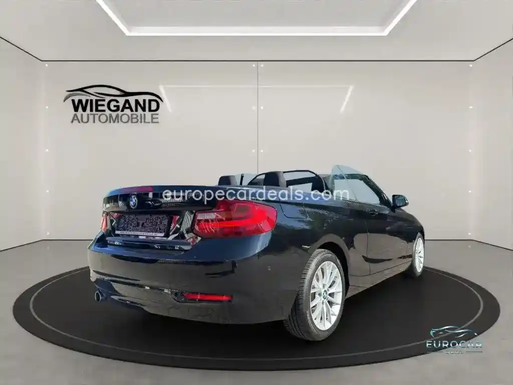 BMW 218