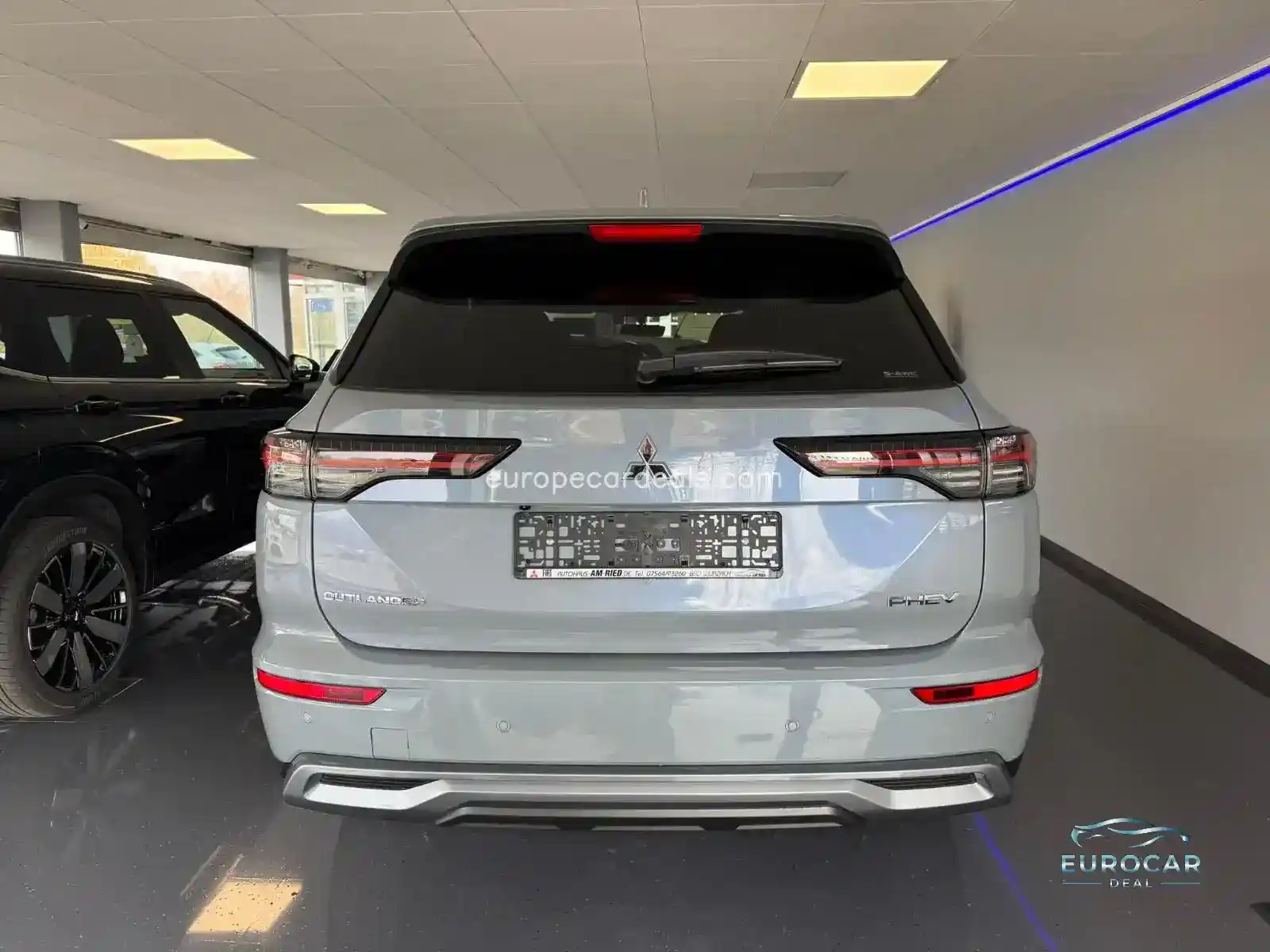 Mitsubishi Plug-in Hybrid Outlander