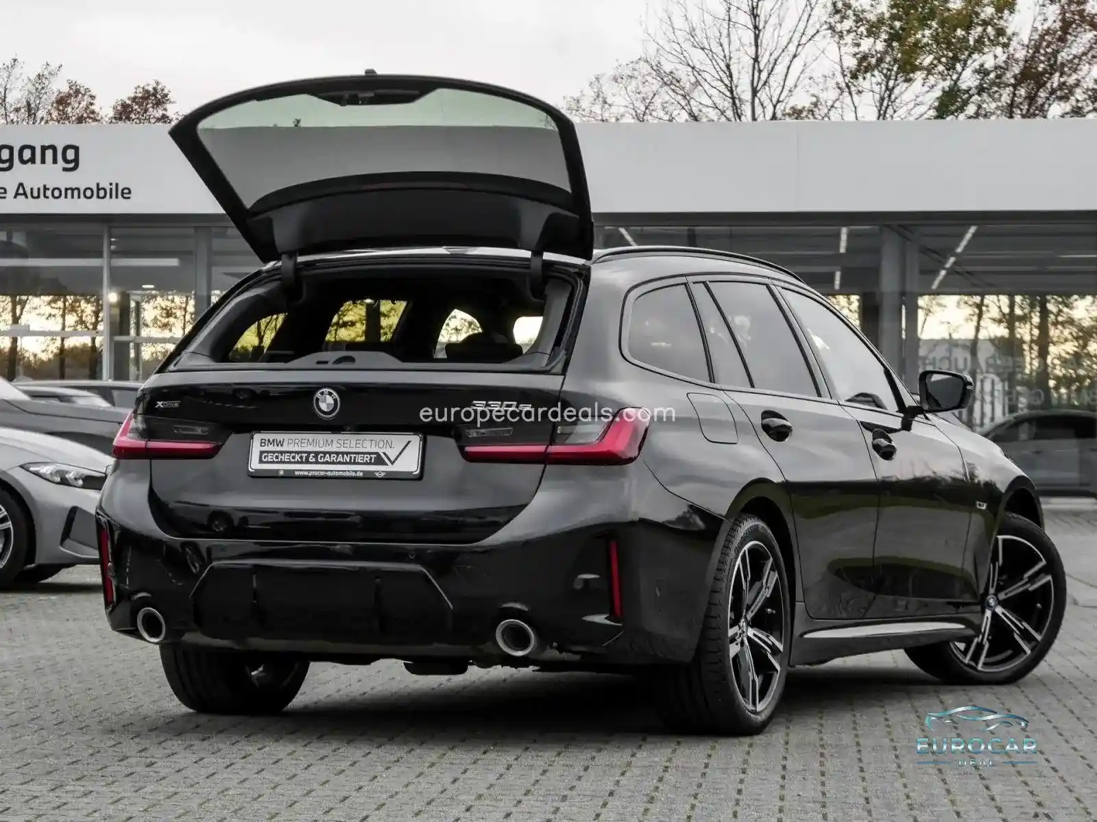 BMW 330
